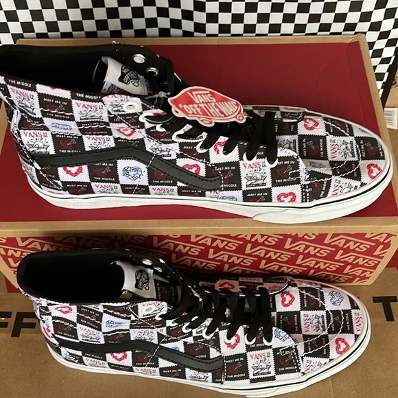 Vans Sk8-Hi Tapered Love Letters Black/True White Men’s sneakers - Picture 3 of 16